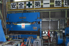 鉄骨・建築金物・ステンレス・アルミなどの加工及び施工